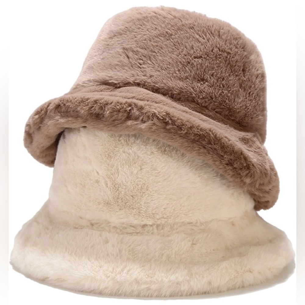 COPY - Faux Fur Bucket Hat